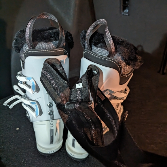 Ski boots Rossignol - Picture 2 of 2